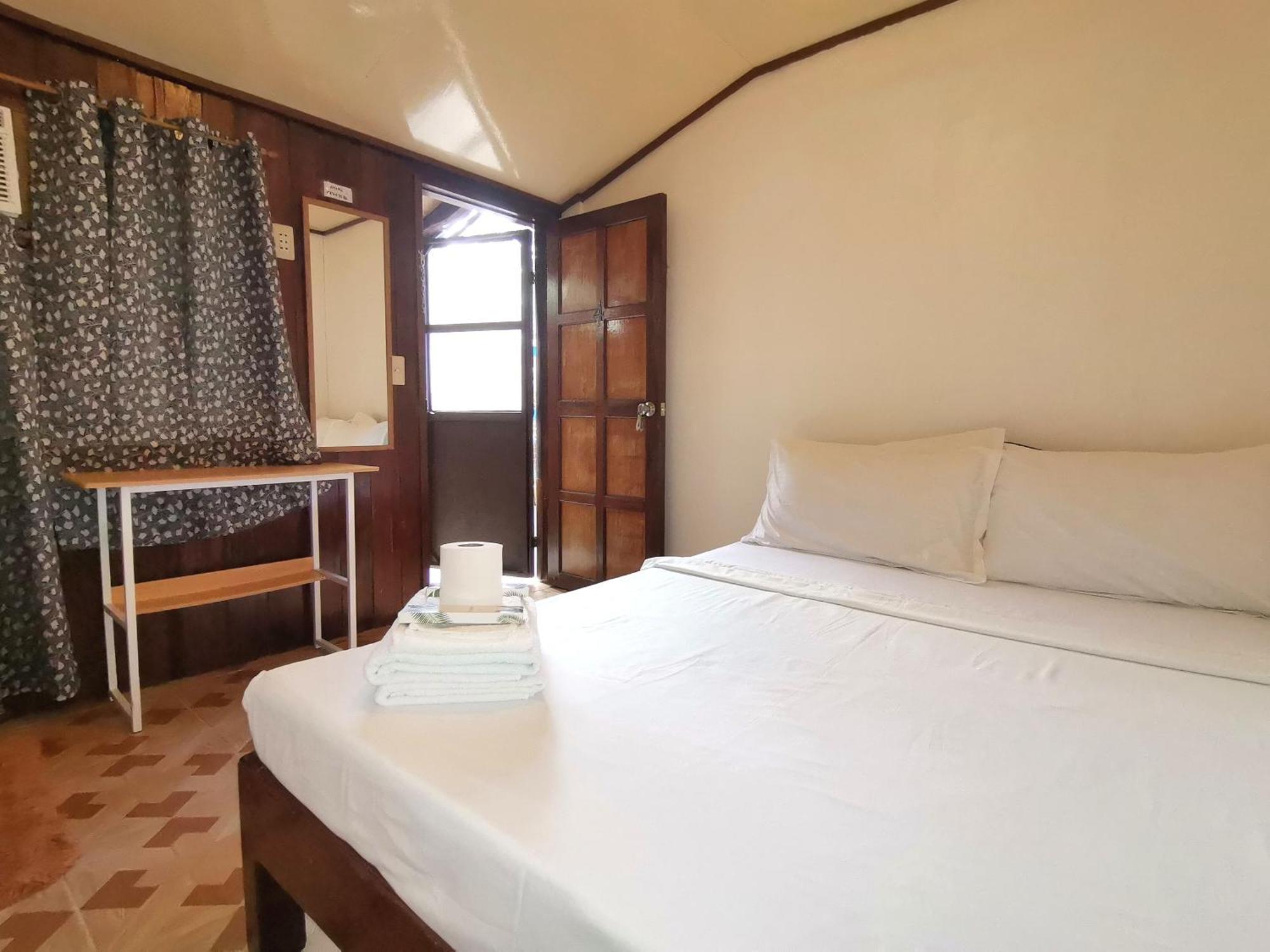 LADY GHAGHA ROOM RENTALs San Vicente  Exterior foto