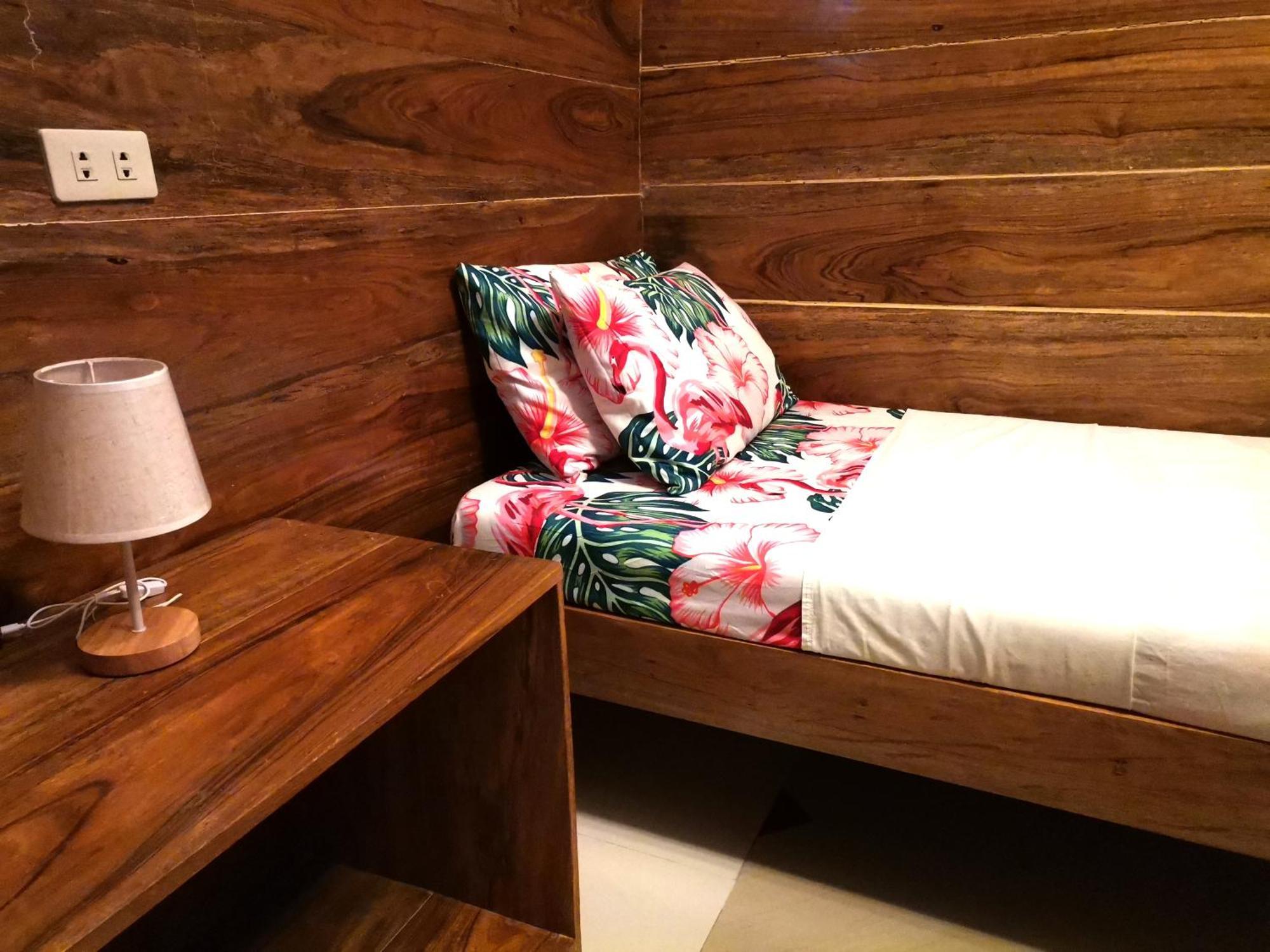 LADY GHAGHA ROOM RENTALs San Vicente  Zimmer foto
